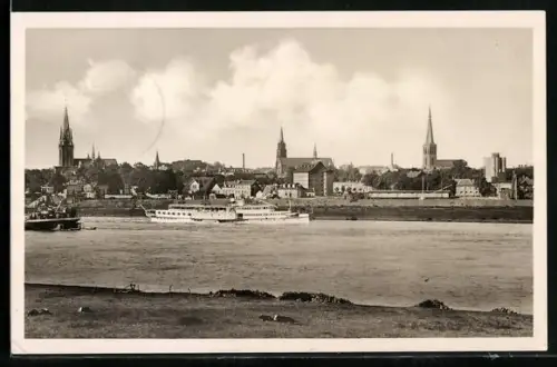 AK Wesel a. Rh., Ortsansicht mit Rheinpartie