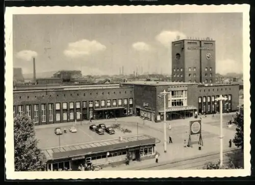 AK Oberhausen / Rheinland, Strassenpartie am Bahnhof