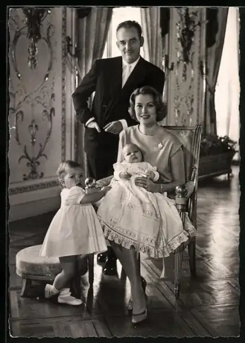 AK LL. AA. SS. Le Prince Rainier III. von Monaco, Schauspielerin Grace Kelly, Le Prince Albert, La Princesse Caroline