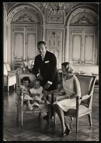 AK Prinz Reiner III. von Monaco mit seiner Gattin Grace Kelly & ihren Kindern