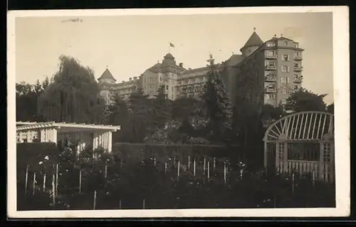 AK Karlsbad, Imperial Hotel mit Anlagen