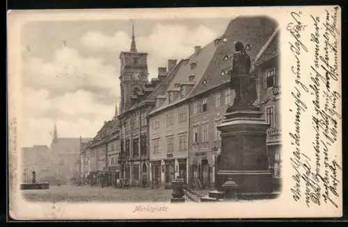 AK Eger, Marktplatz mit Denkmal