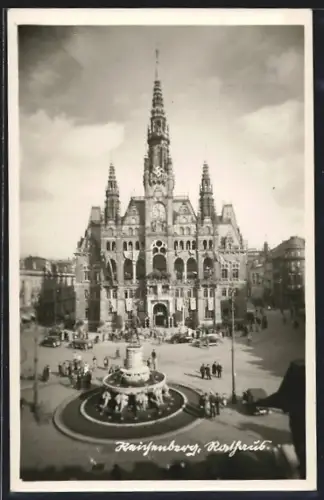 AK Reichenberg, Rathaus mit Brunnen