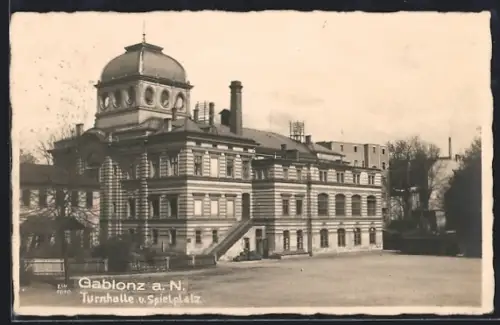 AK Gablonz a. N., Turnhalle und Spielplatz