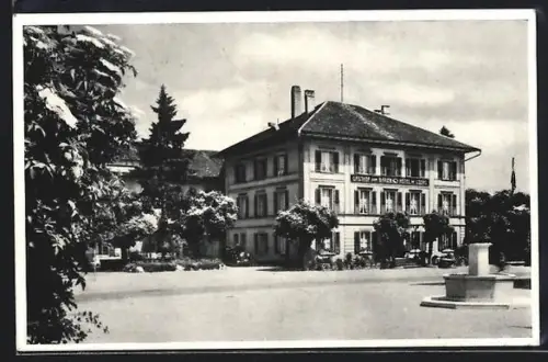 AK Münchenbuchsee, Hotel Bären mit Brunnen