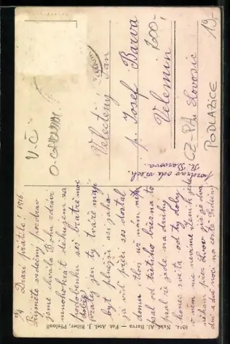 AK Podlazice, Domek, Na dvore