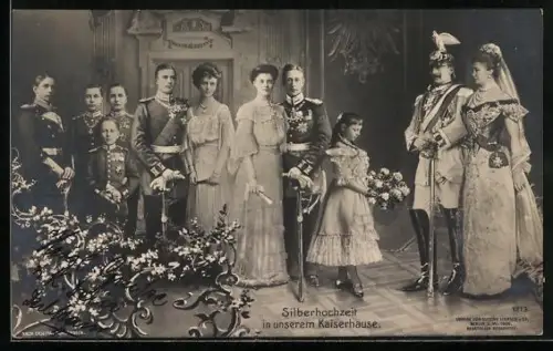 AK Das Kaiserpaar & die kaiserliche Familie zur Silberhochzeit