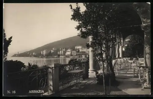 AK Abbazia, Terrasse mit blick auf die Villen an der Promenade