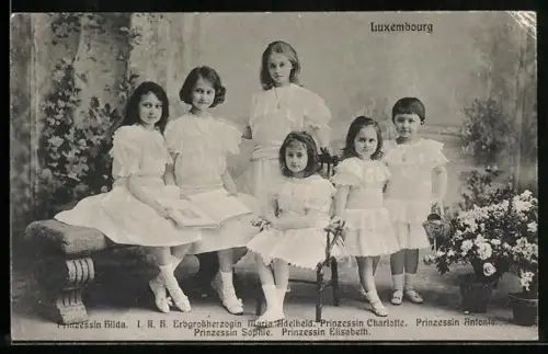 AK Prinzessin Antonia mit ihren Geschwistern