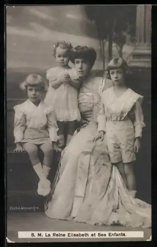 AK La princesse Albert de Belgique et ses Enfants