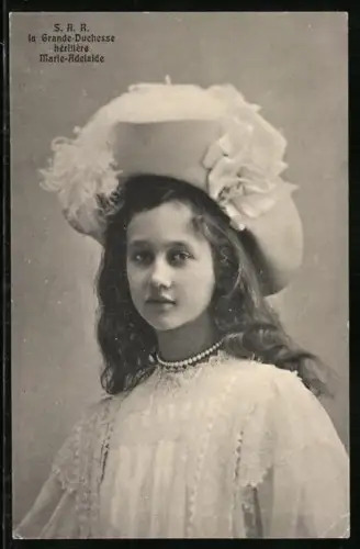 AK Marie-Adelheid von Luxemburg als junges Mädchen mit Hut
