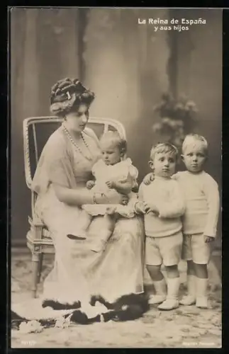 AK Königshaus von Spanien, La Reina de Espana y sus hijos
