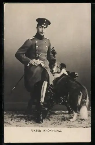 AK Unser Kronprinz, Wilhelm von Preussen in Uniform mit einem Hund