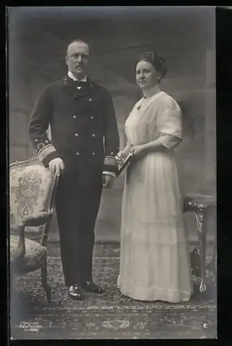 AK Königin Wilhelmine von den Niederlanden mit ihrem Gatten