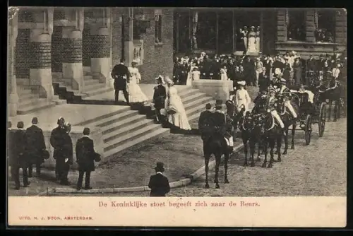AK De Koninklijke von den Niederlanden stoet begeeft zich naar de Beurs