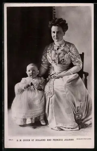 AK H. M. Queen of Holland and Princess Juliana