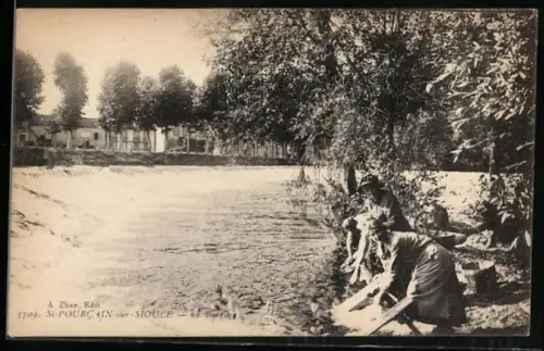 AK St-Pourcain-sur-Sioule, Le Barrage, Waschfrau