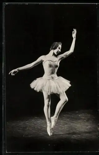 AK Balletttänzerin Willy de la Bye bei einer Vorstellung