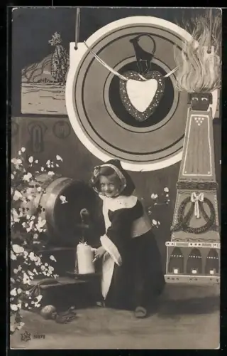 AK Münchner Kindl zapft Bier vom Fass