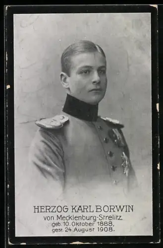 AK Herzog Karl Borwin von Mecklenburg-Strelitz in Uniform