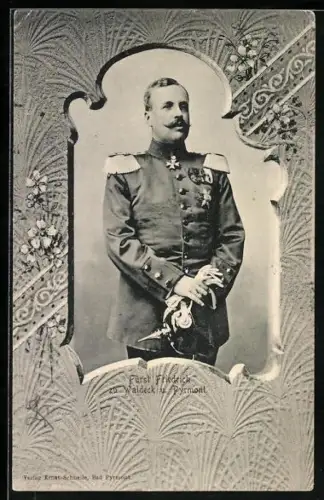 AK Fürst Friedrich zu Waldeck und Pyrmont in Uniform mit Epauletten