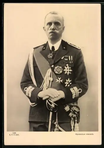 AK König Vittorio Emanuele III. von Italien in Uniform