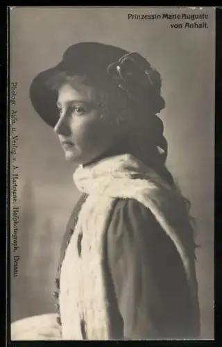 AK Prinzessin Marie Auguste von Anhalt mit Hut