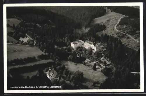 AK Clausthal-Zellerfeld, Vogelperspektive auf das Johanneser-Kurhaus umgeben von Wald