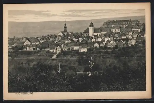 AK Hachenburg, Gesamtansicht der Stadt mit Kirchturm
