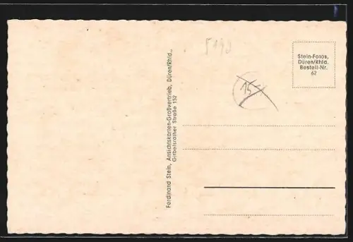 AK Gressenich, Strassenpartie mit Auto, Dächer des Ortes