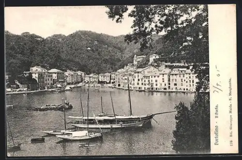 AK Portofino, Il Porto