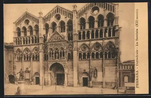 AK Ferrara, Cattedrale, La facciata XI secolo