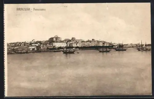 AK Siracusa, Panorama mit Booten