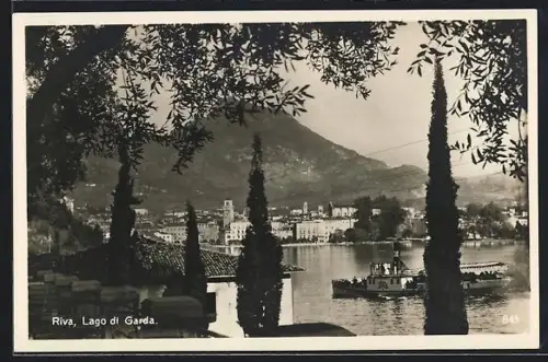 AK Riva /Lago di Garda, Panorama mit Dampfer