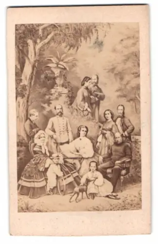 Fotografie Oscar Kramer, Wien, Kaiserin Elisabeth von Österreich Sissi, Kaiser Franz Joseph I., Maximilian v. Österr.