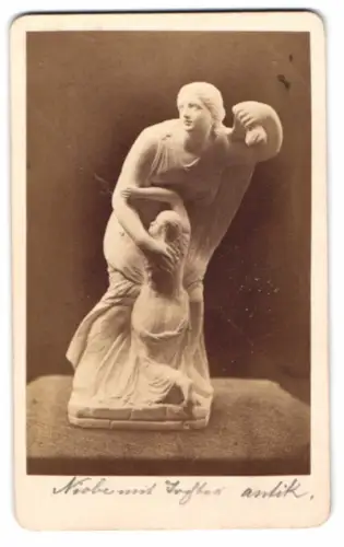 Fotografie Statue: Niobe mit Tochter