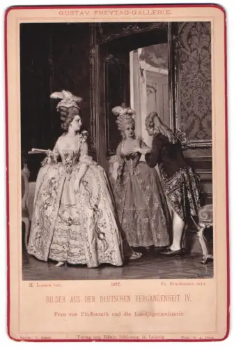 Fotografie Edwin Schloemp, Leipzig, Gemälde: Frau von Pfaffenrath und die Landjägermeisterin, nach Gustav Freytag