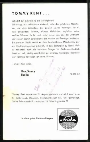 AK Musiker Tommy Kent vor dem Triumpfbogen in Paris, Autograph