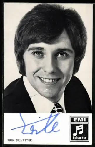 AK Musiker Erik Silvester mit freundlichem Lächeln, Autograph