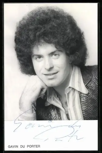AK Musiker Gavin du Porter mit auffälliger Frisur, Musiker, Autograph