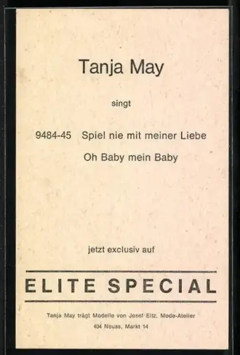 AK Musikerin Tanja May schaut in die Kamera, Autograph