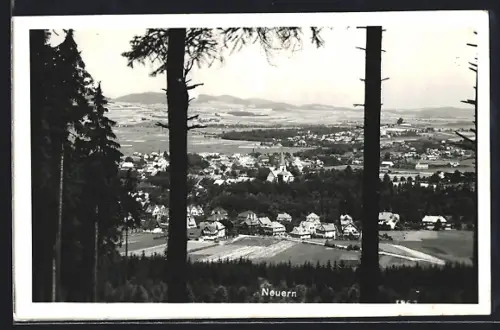 AK Neuern /Böhmen, Totalansicht vom Waldrand aus