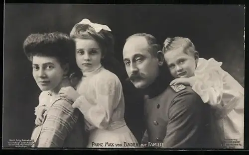 AK Prinz Max von Baden mit seiner Familie, Kinder in weissen Kleidern