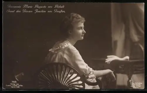 AK Prinzessin Joachim von Preussen in Stuhl sitzend