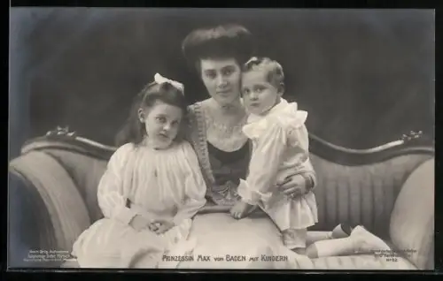 AK Prinzessin Max von Baden mit Kindern