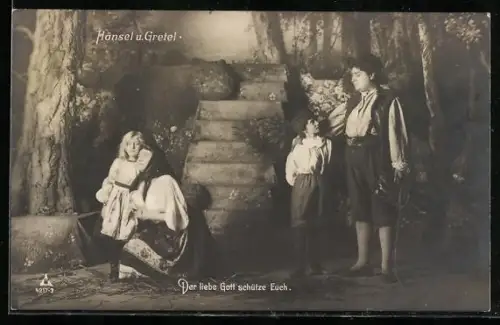 AK Hänsel und Gretel mit ihren Eltern im Wald