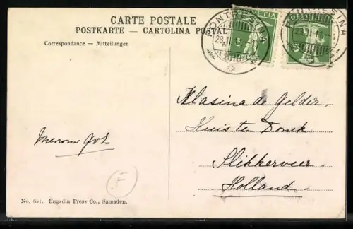 AK Wintervergnügen, Kleine Skiläufer vor einem Gebäude