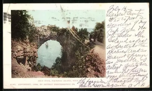AK Mackinac Island, MI, Arch Rock