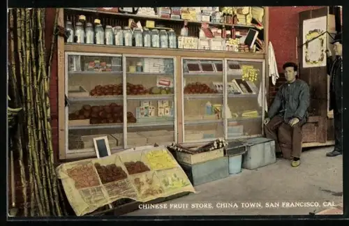 AK San Francisco, CA, Chinese fruit store in China Town