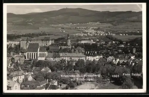 AK Krummau, Ortsansicht vom Kreuzberg aus mit Schöninger